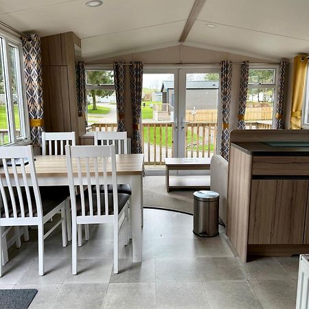 The Trout Van - Beautiful, Luxury Static Caravan Aberlour Exterior photo